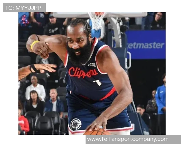 哈登三双助力快船创历史祖上不富裕却书写传奇人生