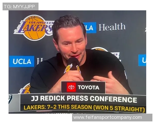 湖人季前赛遭遇连败Buha称训练氛围显著改变雷迪克表现愈加急躁 湖人季前赛遭遇连败Buha称训练氛围显著改变雷迪克表现愈加急躁