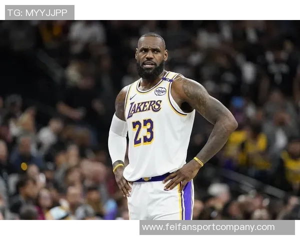 三分球总数排行榜揭晓格雷森阿伦以50球领跑场均42记同样位居第一