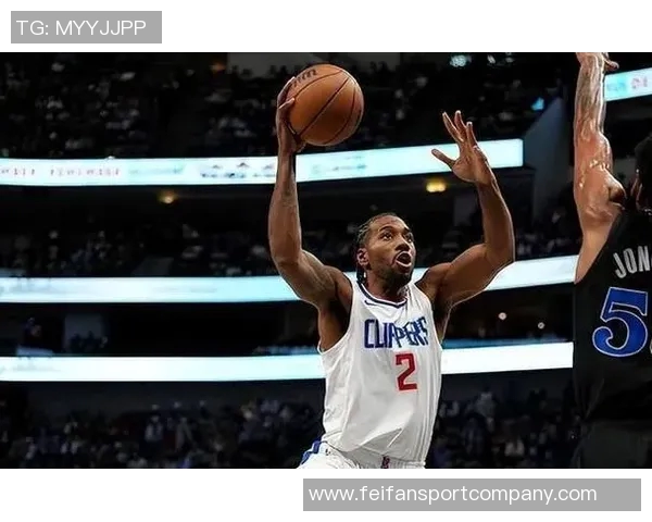 小卡首节表现亮眼6分钟内贡献4分2篮板正负值高达7 小卡首节表现亮眼6分钟内贡献4分2篮板正负值高达7