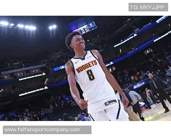 沃特森接替布劳恩首发后表现出色圆满贡献场均167分67板1断1帽